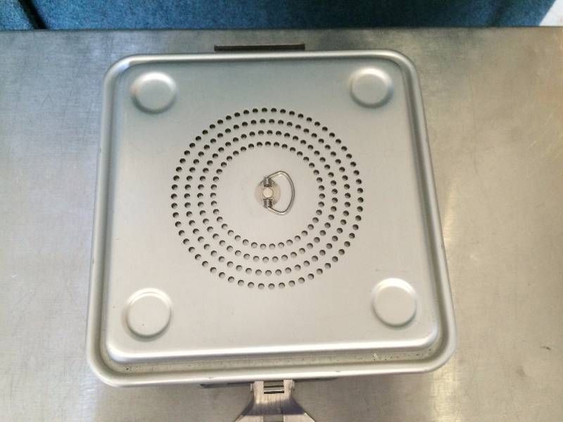 lot 72 image: Sterilization Case Container System