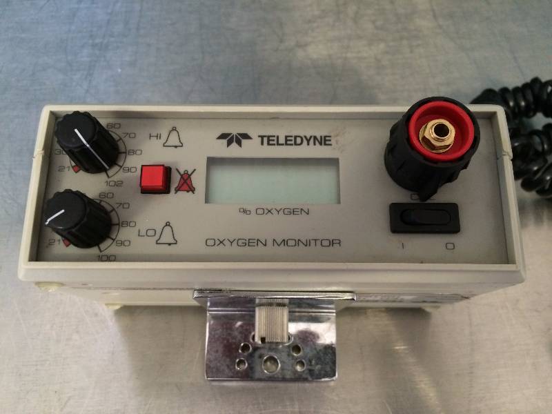 lot 81 image: Teledyne Analytical Instruments Medical Application Oxygen Monitor TED - 191