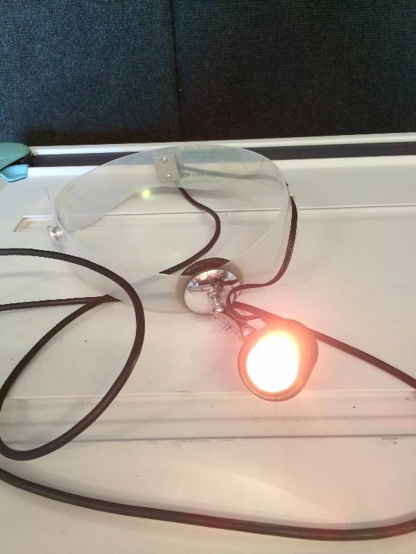 lot 83 image: Welch Allyn 46003 Medical Surgical Dental Head Light Lamp w 79103 Power Supply Transformer - Many Uses For this Awesome Head Spotlight Nice Condition