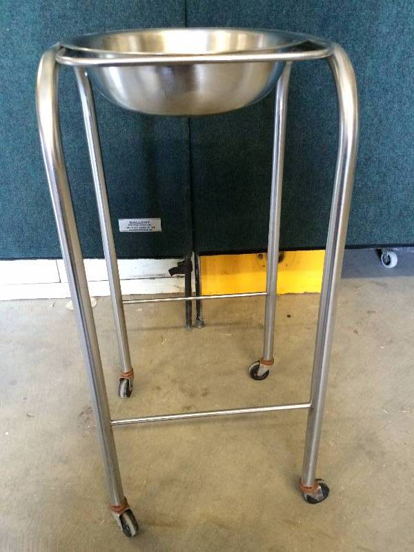 lot 32 image: Smith & Nephew Wilson Surgical Medical Stainless Steel Single Bowl Solution Mobile Stand