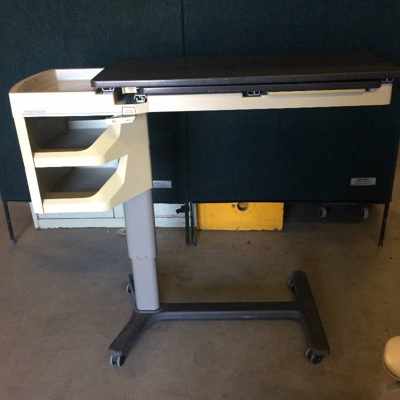 lot 107 image: Mobile Height Adjustible Great For Home Office Laptop Computer Use or Overbed Workstation Hill-Rom Patient Mate Wood Grain Tray Table With Mirror On Both Sides - Excellent Condition