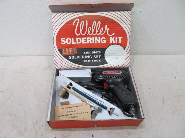 lot 26 image: Weller Soldering Kit Complete wBox