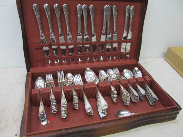 lot 42 image: Large Group of Vintage Flatware wWood Display Case