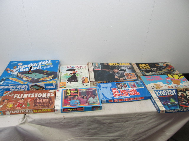lot 46 image: Lot of Vintage Board Games 