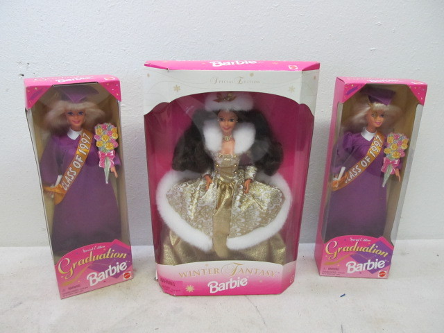 lot 48 image: 3 NIB Limited Edition Barbies