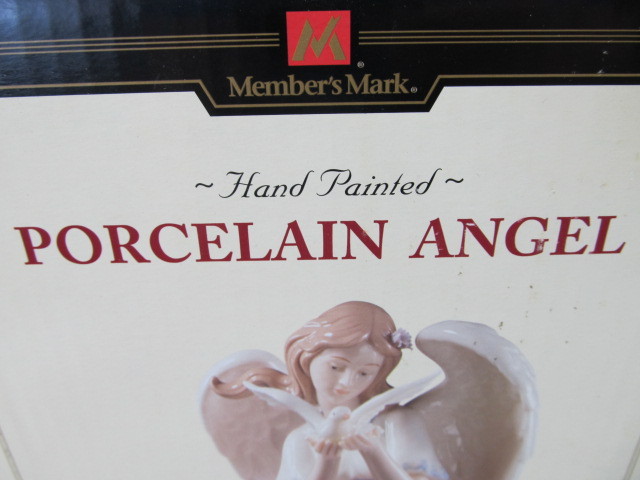 lot 51 image: MINT IN BOX Large Members Mark Porcelain Angel