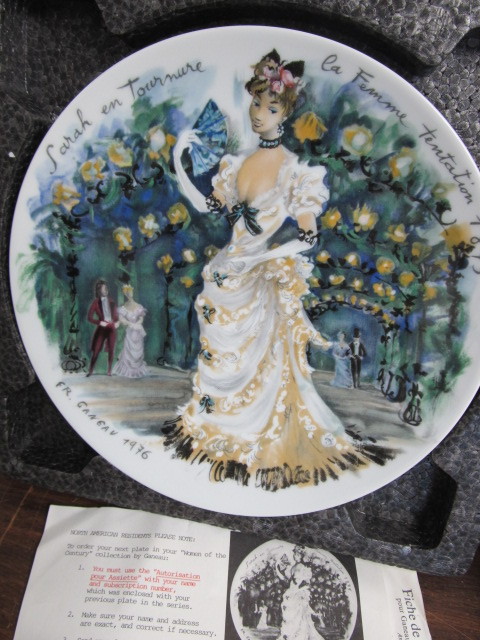 lot 91 image: Lot of Hummel & Other Collector Plates