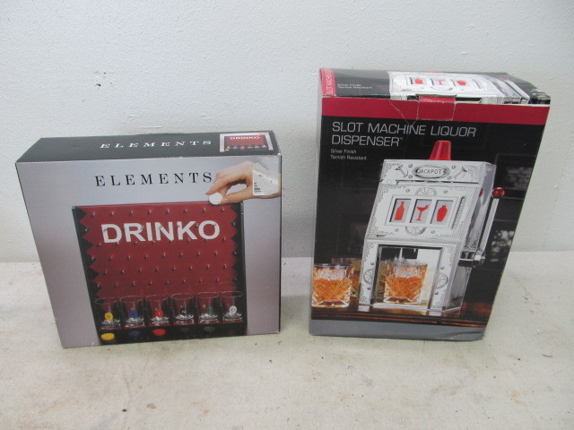 lot 115 image: NEW IN BOX Gambling Drink Dispenser & Bar Game
