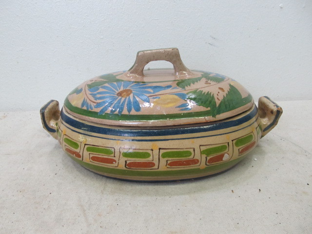 lot 117 image: Antique Mexican Tlaquepaque Redware Tureen