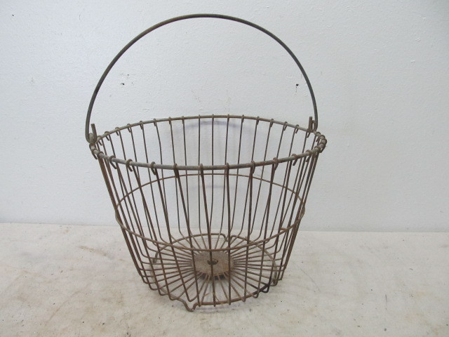 lot 123 image: Antique Primitive Wire Egg Basket