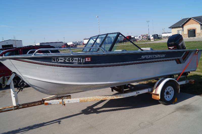 Moorhead Liquidation June Speed Boat Auction KBID