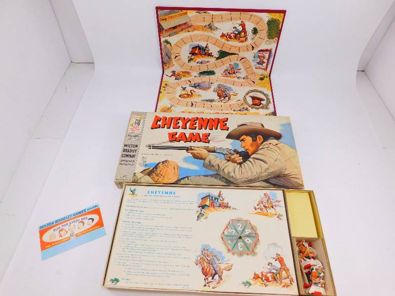 lot 10 image: Vintage Board Game - Cheyenne Game