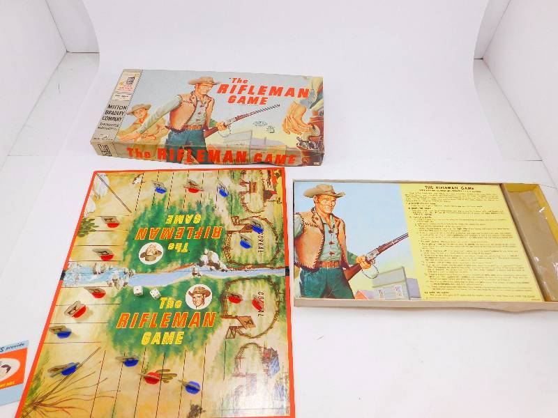 lot 19 image: Vintage Board Game - The Rifleman Game