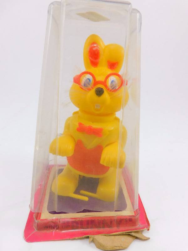 lot 24 image: Vintage Wind-Up Walking Bunny