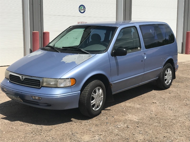 lot 1 image: 1996 Mercury Villager GS