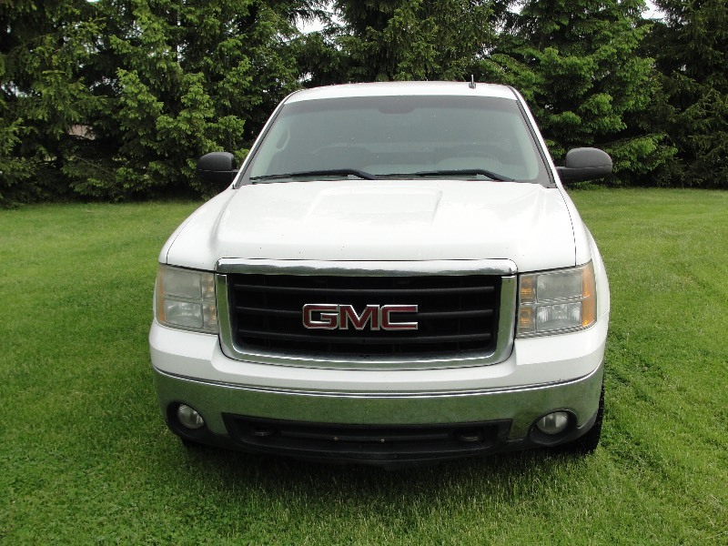 2007  GMC K1500 SIERRA  4x4 PICKUPTRUCK