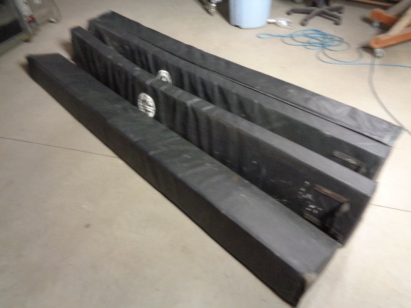 lot 15 image: Border Patrol Floor Hockey Pads