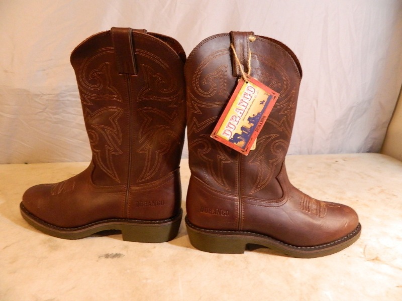 lot 54 image: New Durango Cowboy Boots