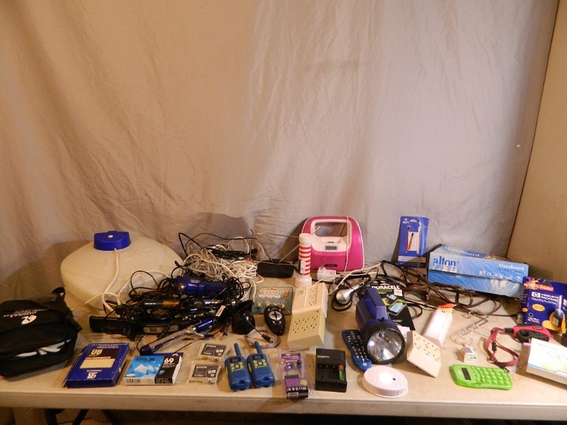 lot 94 image: Assorted Electronics