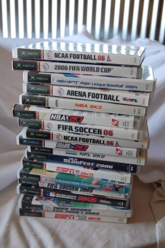lot 15 image: X Box Games
