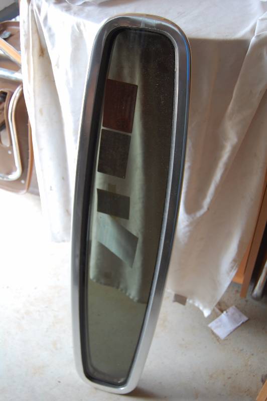 lot 17 image: Boat Window