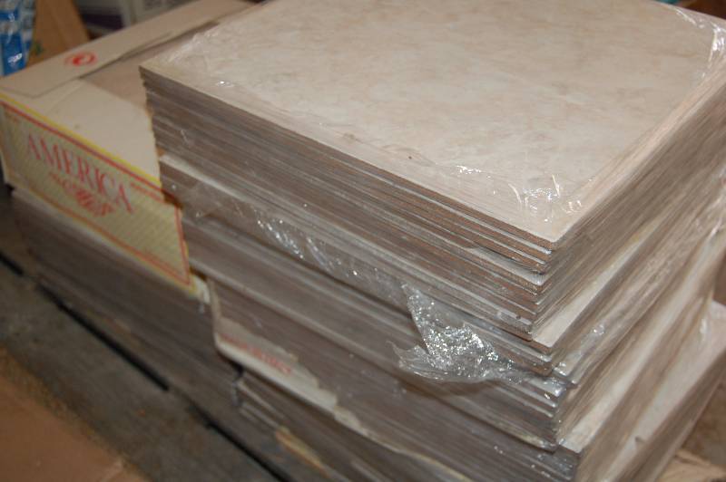 lot 52 image: America Brand Tiles
