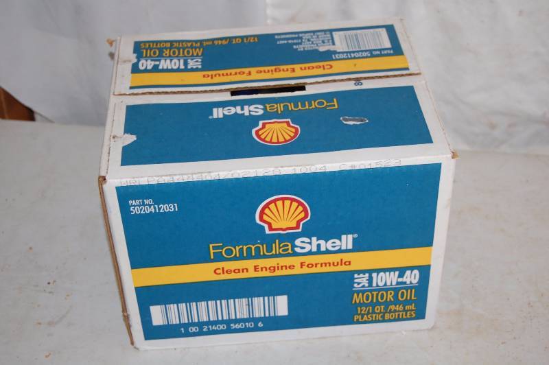 lot 85 image: Full Case of Motor Oil