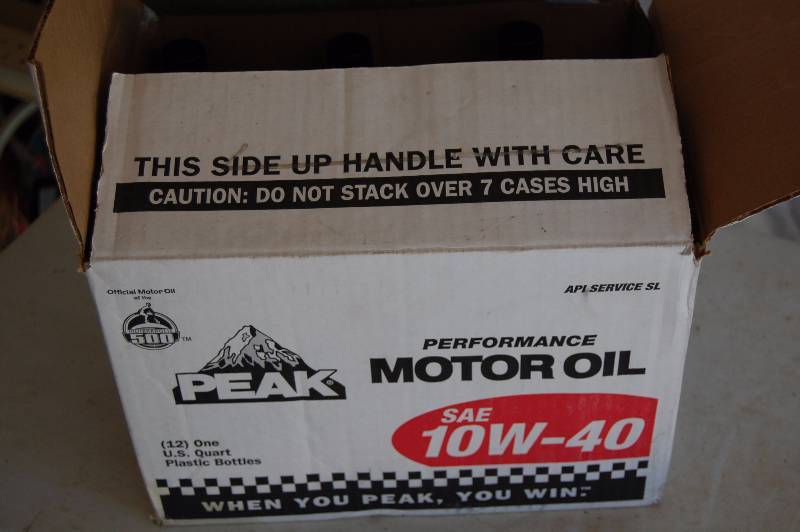 lot 87 image: Full Case of Motor Oil
