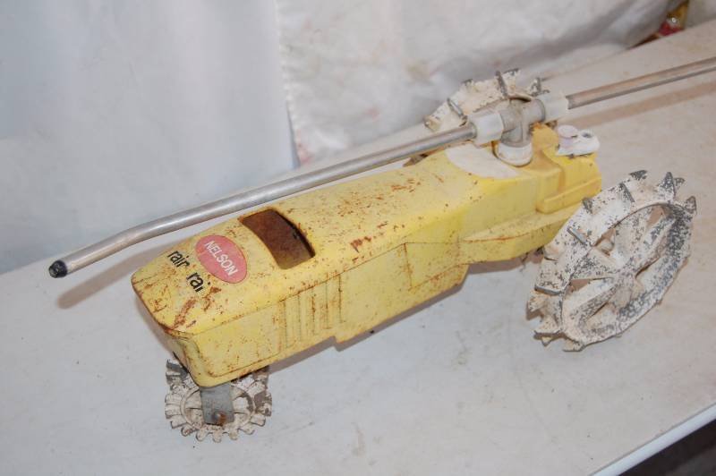lot 102 image: Nelson Moving Tactor Sprinkler