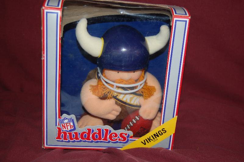 lot 113 image: Huddles Viking Doll