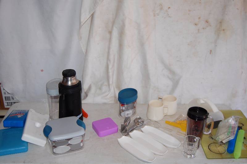 lot 115 image: Kitchen Wares