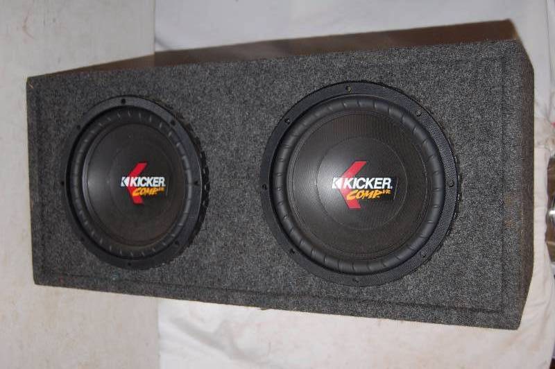 lot 120 image: 2 Kicker Comp VR Subwoofers with Box