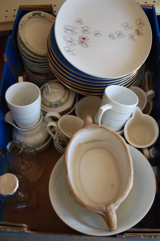 lot 145 image: Dishware
