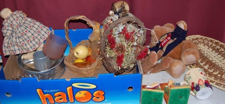 lot 167 image: Teddy Bears and More
