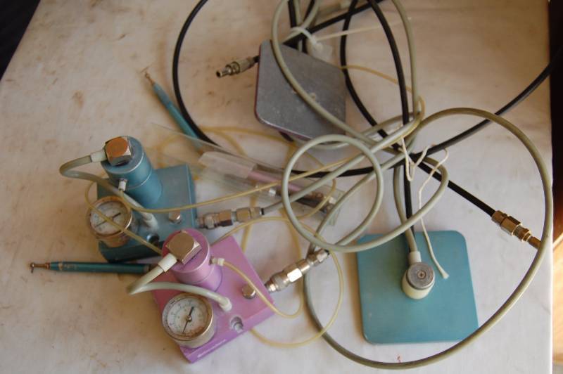 lot 188 image: Dental Equipment