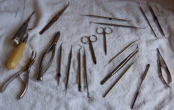 lot 226 image: Steel Dental Tools