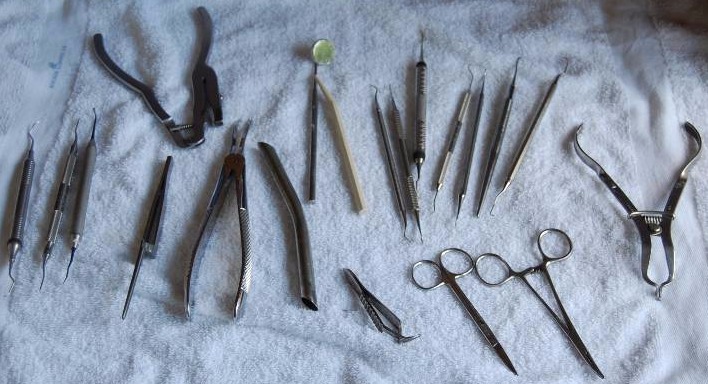 lot 231 image: Steel Dental Tools
