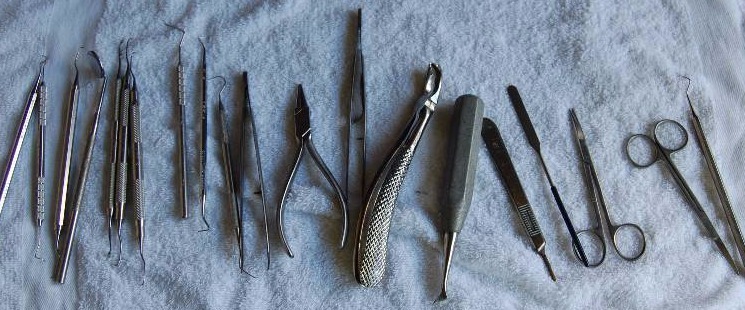 lot 232 image: Steel Dental Tools