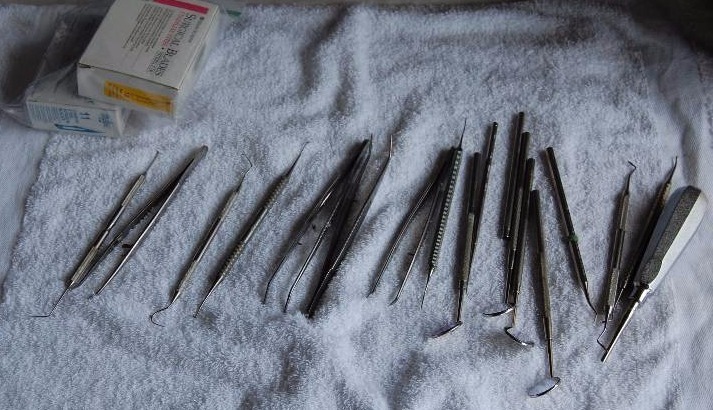 lot 250 image: Steel Dental Tools