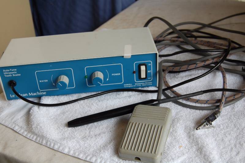 lot 262 image: LE Clean Machine Tooth Scaler