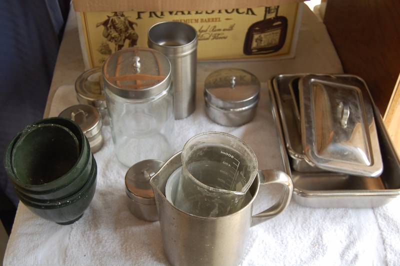 lot 272 image: Steel dishware and soft rubber mixing bowls