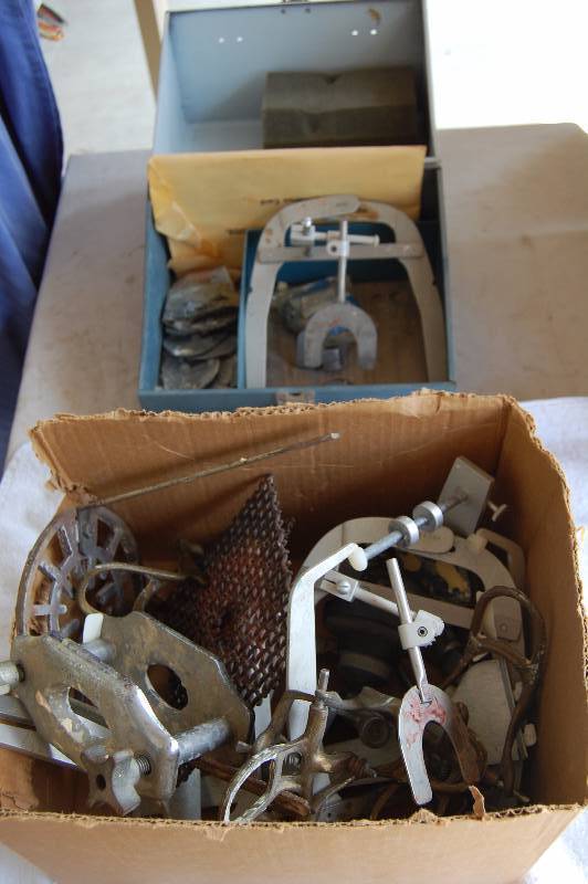 lot 275 image: Dental Clamps
