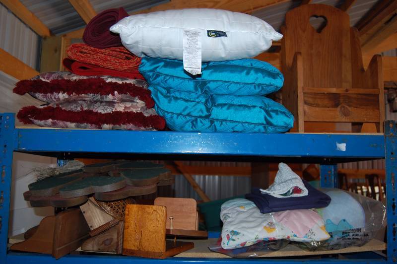 lot 315 image: Home Decor