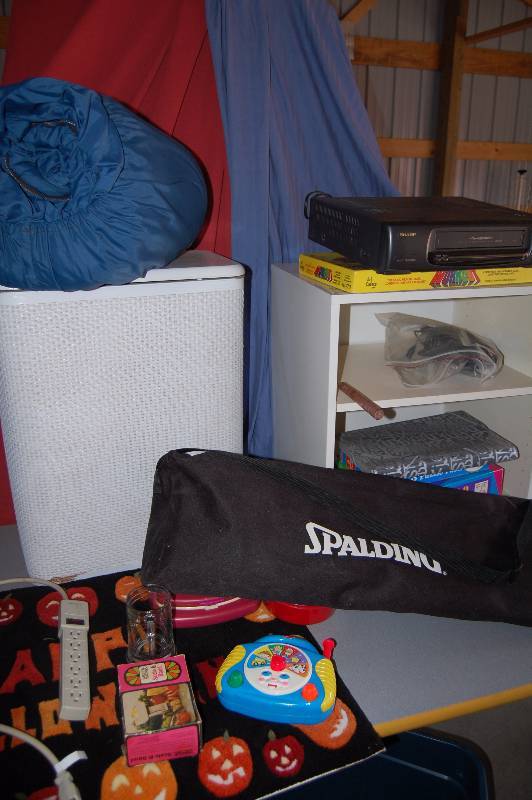 lot 332 image: Badminton set, Games, AND MORE