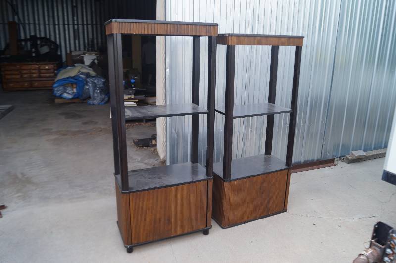 2 Wood Shelves