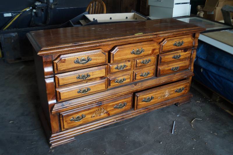 Dresser