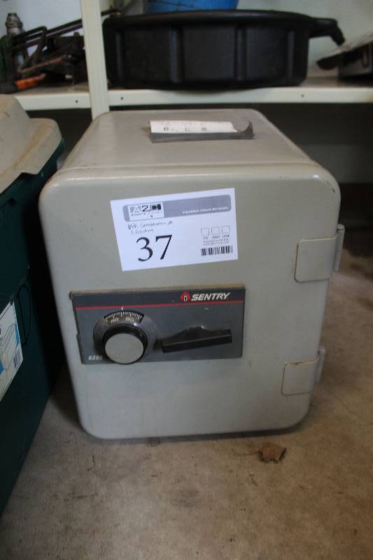 lot 37 image: Sentry 6250 Safe w Combination Number, Instructions