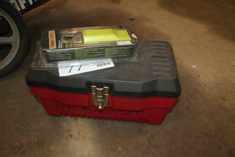 lot 77 image: Pop Rivet Set with (2) Guns and an Assortment of Pop Rivets, case included