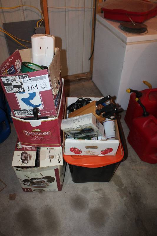 lot 164 image: Lot of (4) Boxes of Kitchenware