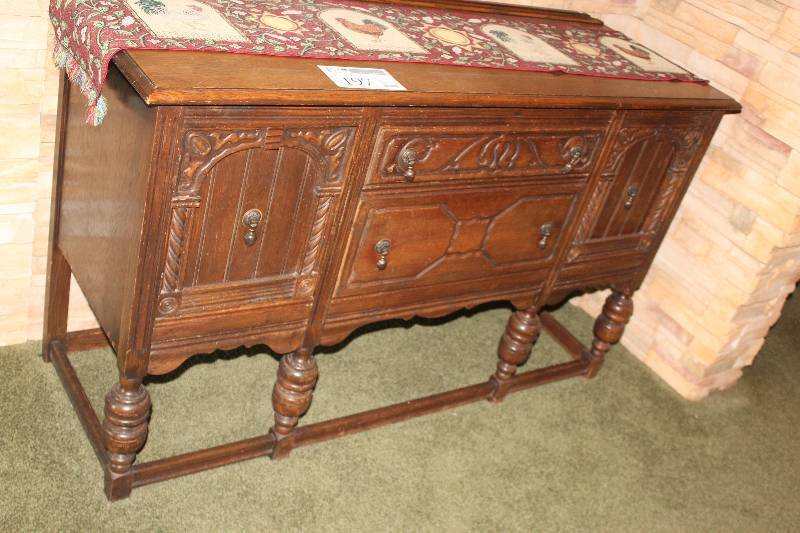 lot 197 image: 2-Door 2-Drawer Wood Cabinet